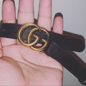 Gucci leather belt with double G buckle